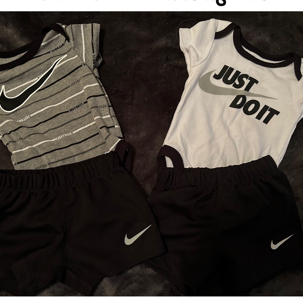 2 Nike Outfits 3m